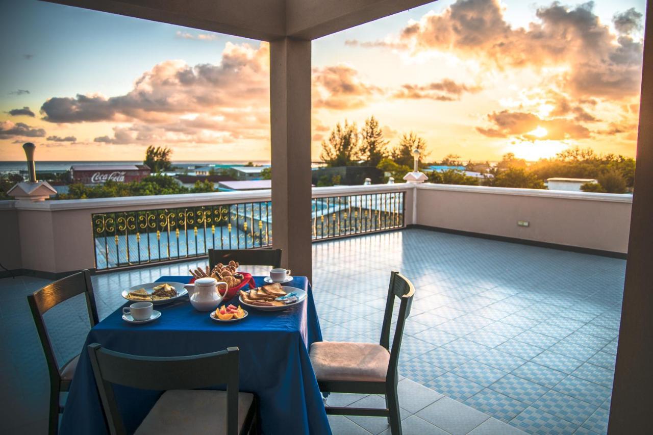 Abuharee Grand Otel Addu City Dış mekan fotoğraf