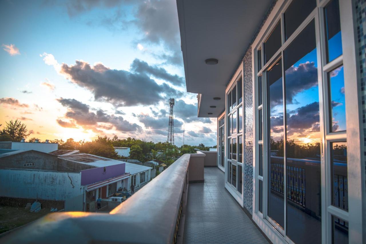 Abuharee Grand Otel Addu City Dış mekan fotoğraf