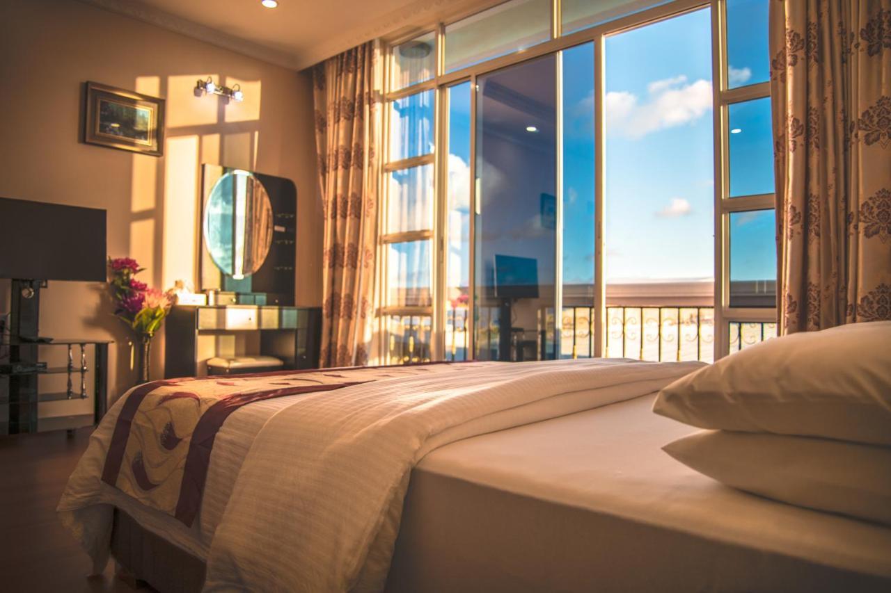 Abuharee Grand Otel Addu City Dış mekan fotoğraf
