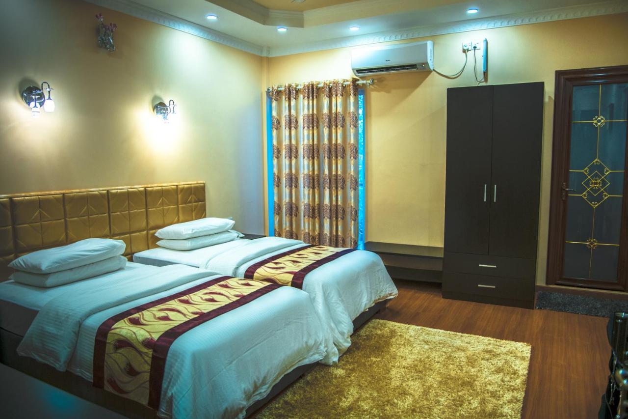 Abuharee Grand Otel Addu City Dış mekan fotoğraf