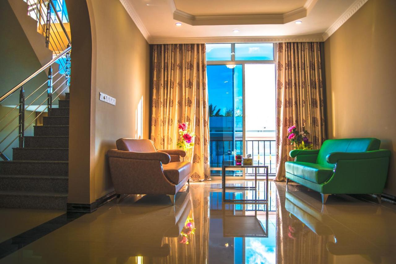Abuharee Grand Otel Addu City Dış mekan fotoğraf