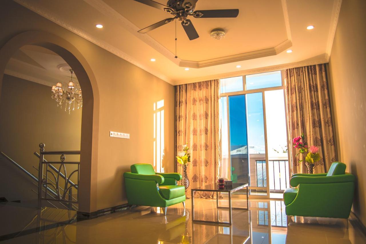 Abuharee Grand Otel Addu City Dış mekan fotoğraf